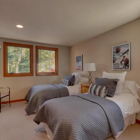 Big John At Alpine Meadows- Mountain Views, Cozy Fireplace, Shuttle To Slopes!